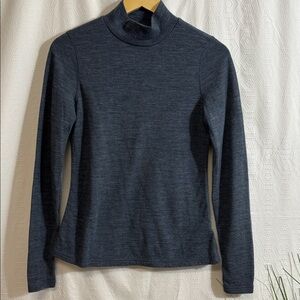 Women's Wicked Wool Base Layer Long Sleeve Top Size medium Wool Blend Mock Neck